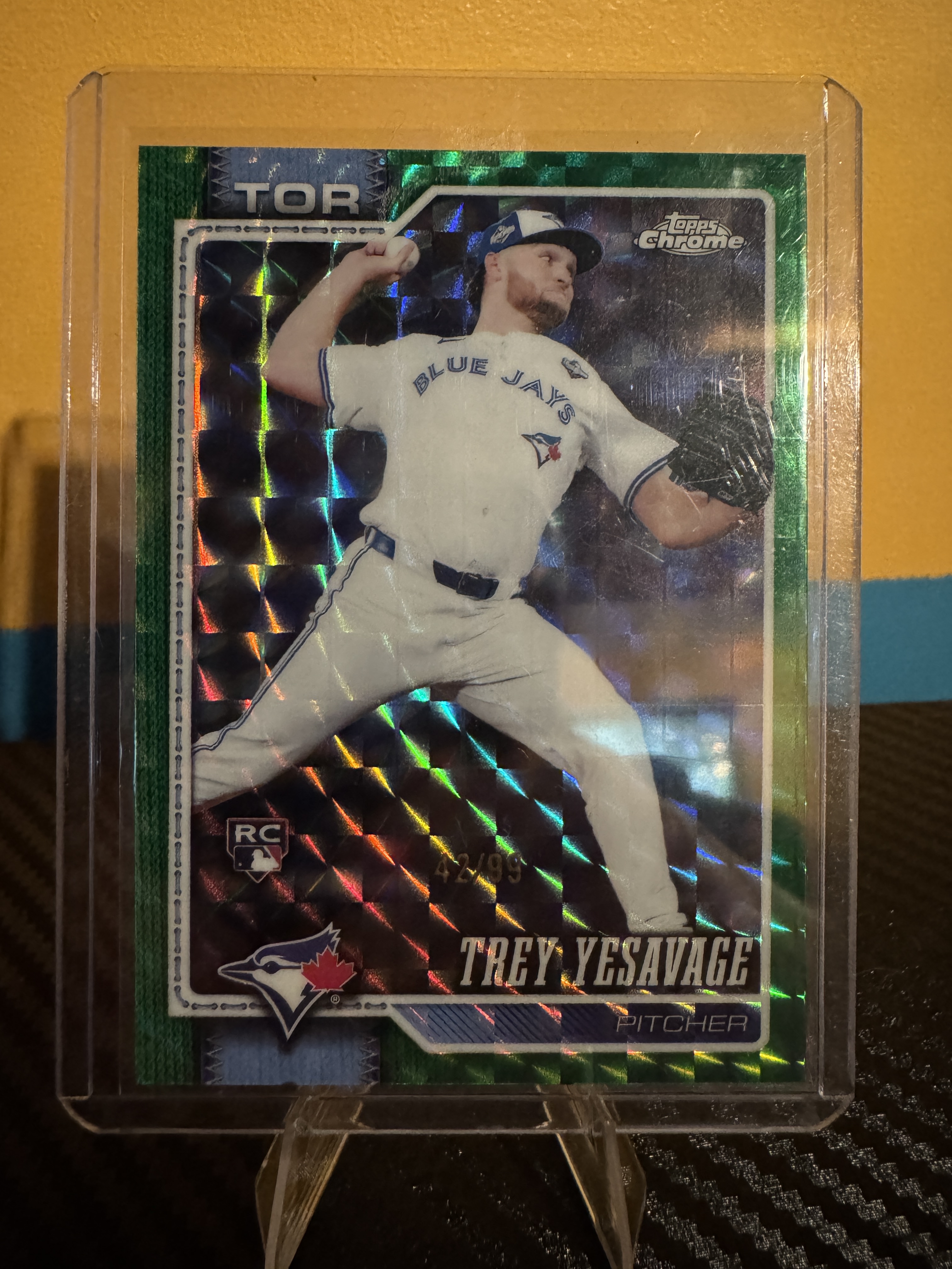 2026 Topps Chrome Baseball Trey Yesavage #86 Green Geometric Refractor, Raw, front of the card
